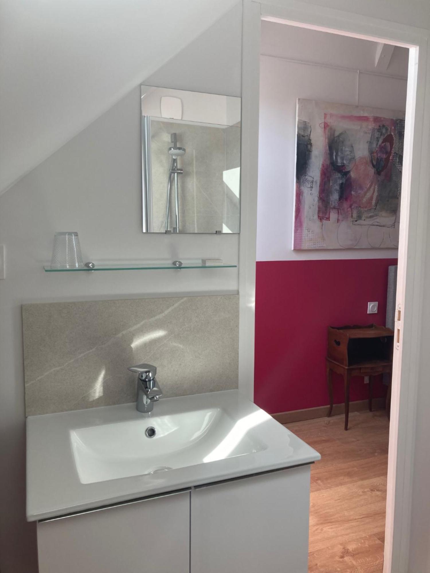 Chez Anne - Chambre Avec Salle De Bain Privative Menetou-Couture ภายนอก รูปภาพ